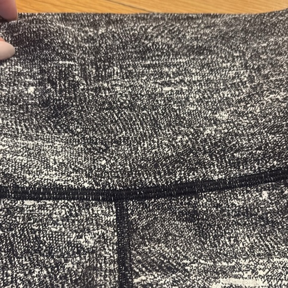 Lululemon Athletica Black and Gray Leggings - Picture 2 of 5
